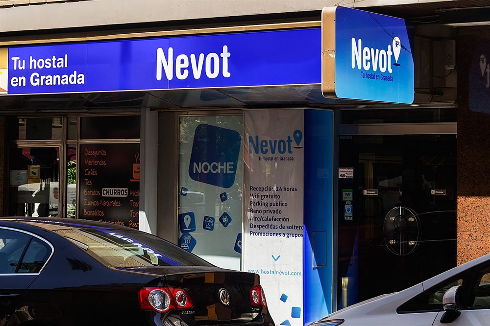 Hostal Nevot Granada Exterior photo